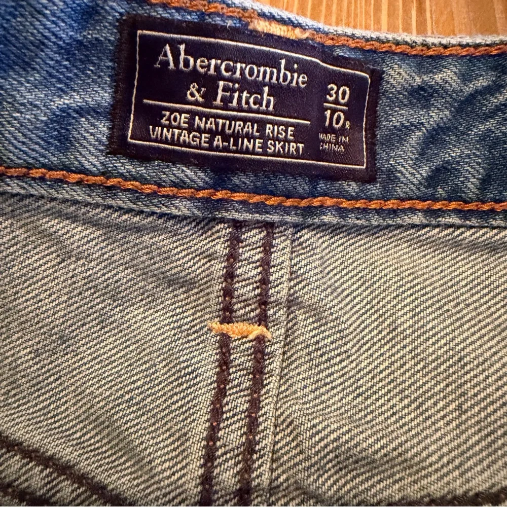 Abercrombie & Fitch Zoe Natural Rise Vintage A Line Skirt